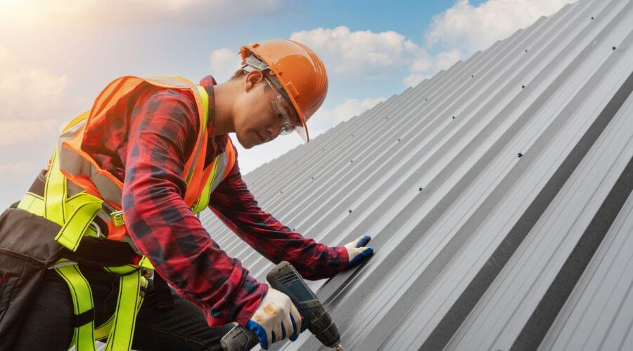 Expert new roof installation services in Stark City, MO